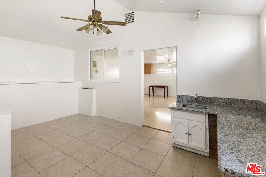 2058 Redding Avenue Property Photo 24