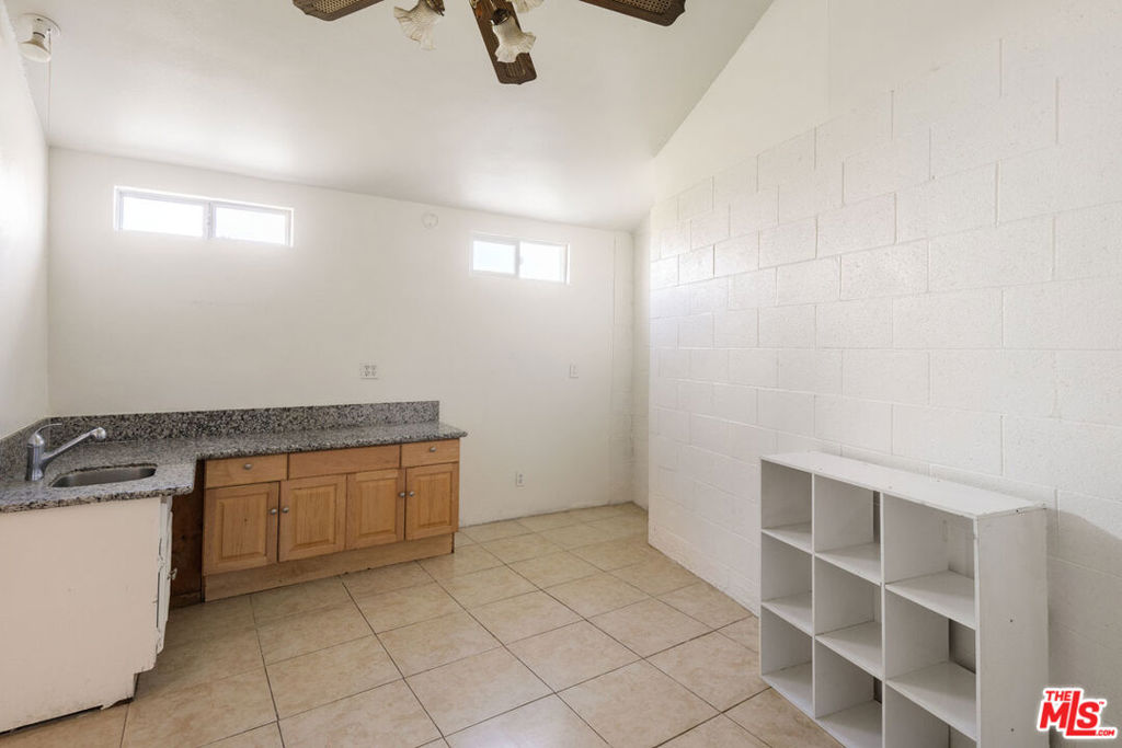 2058 Redding Avenue Property Photo 25