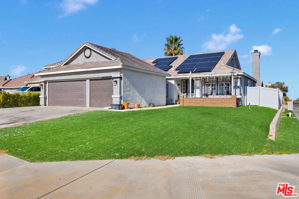 13292 Via Del Lago Property Photo 1