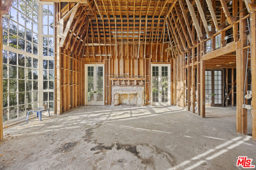 501 St Cloud Road Property Photo 6