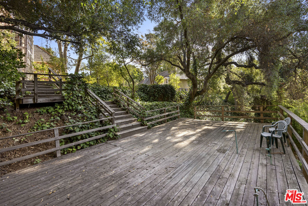 501 St Cloud Road Property Photo 11