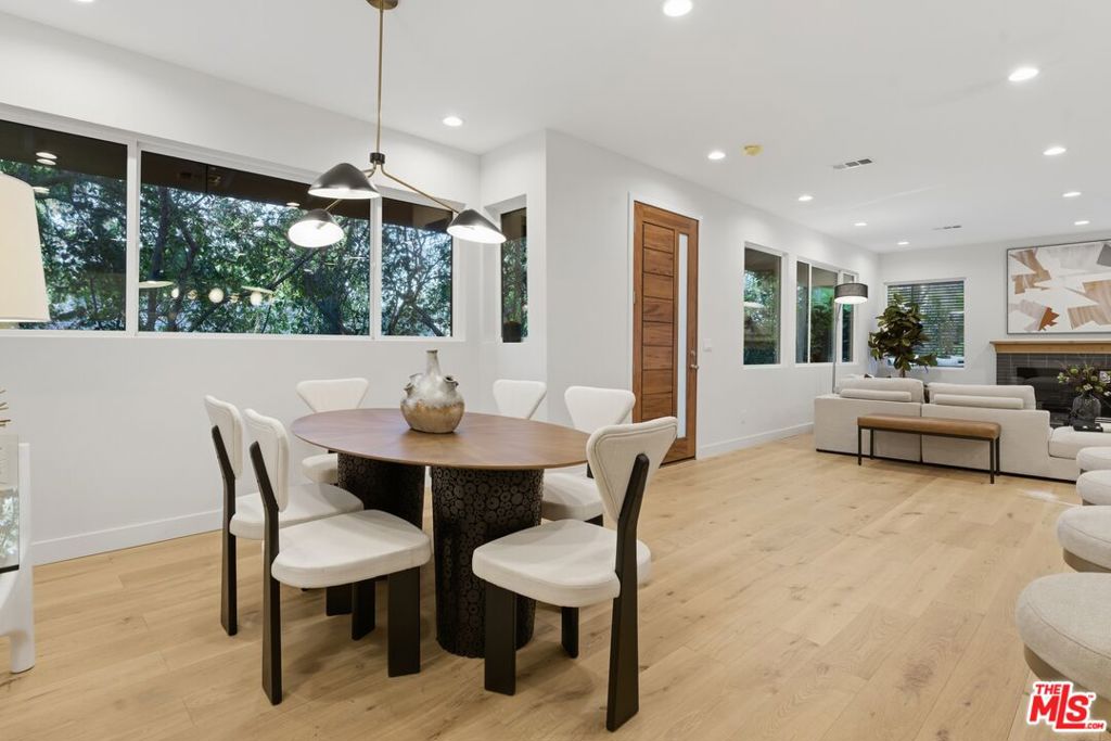 16708 Chaplin Avenue Property Photo 16