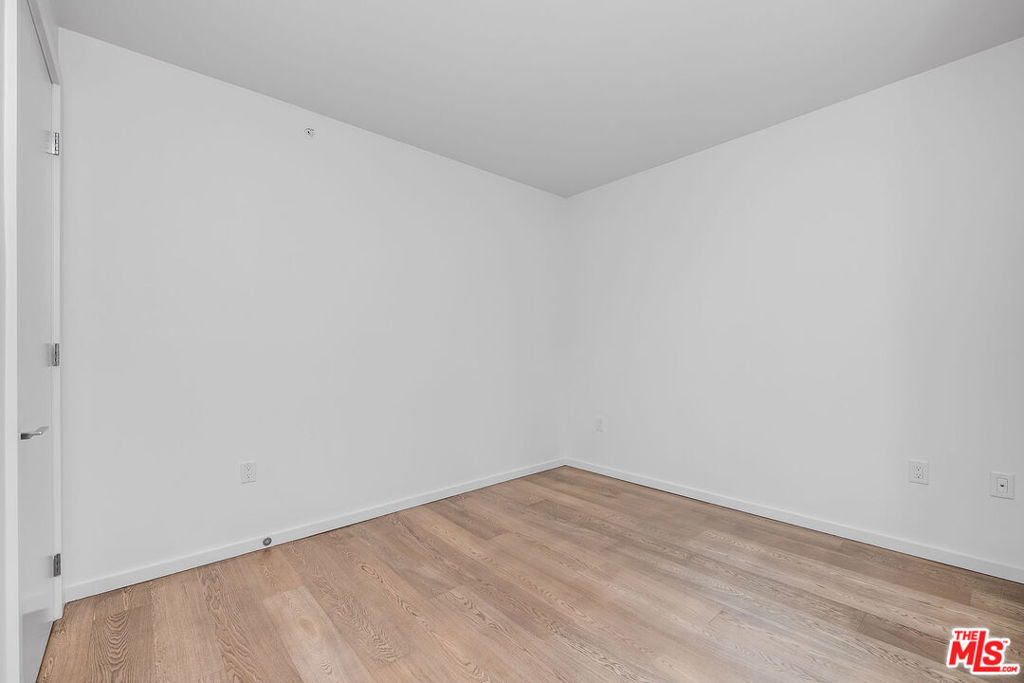 1705 Ocean Ave #107 Property Photo 54