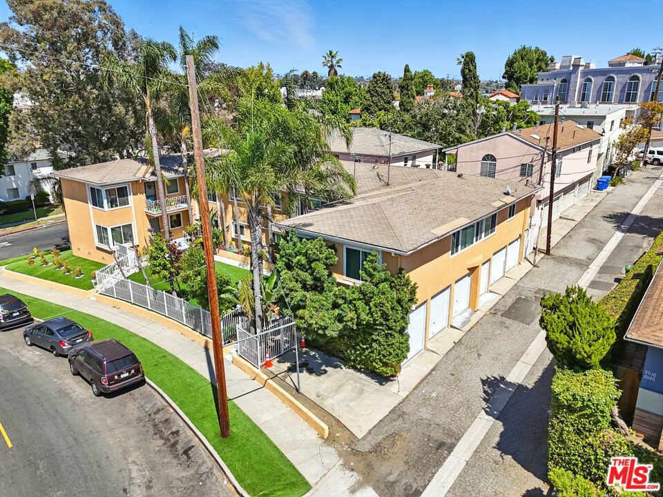 7028 Alvern Street Property Photo 6