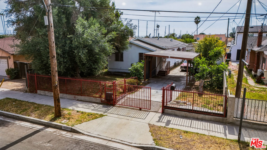 16711 Estrella Avenue Property Photo 1