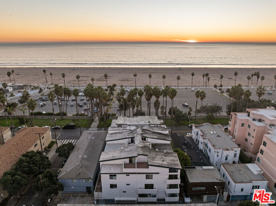 2221 Ocean Avenue 101 Property Photo 22