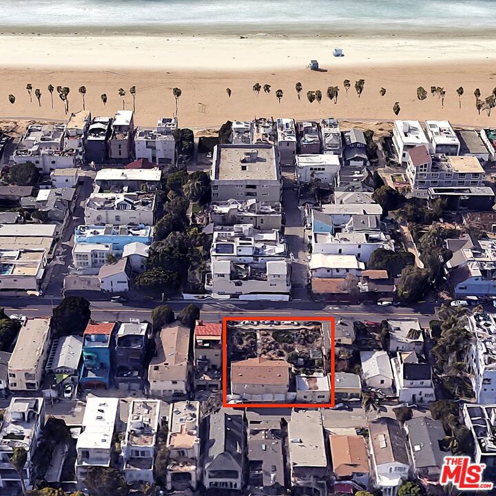 2712 Pacific Avenue Property Photo 2