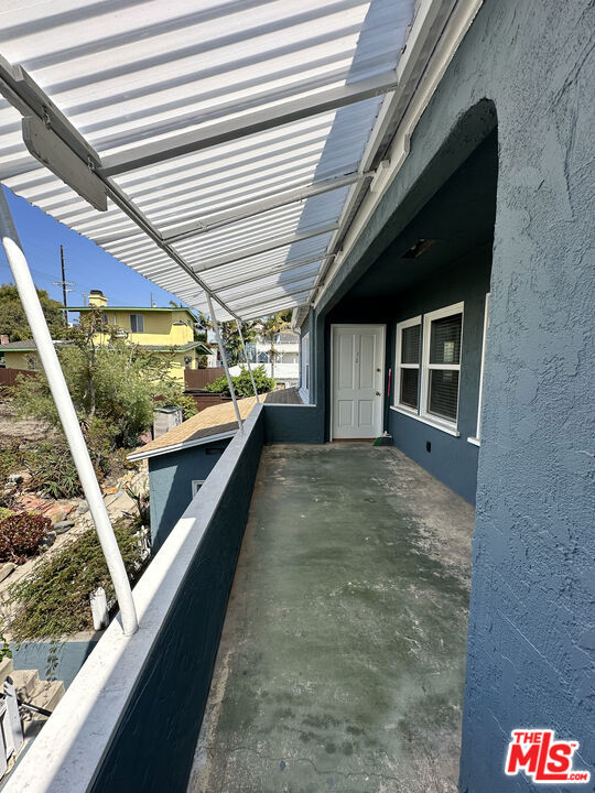 2712 Pacific Avenue Property Photo 3