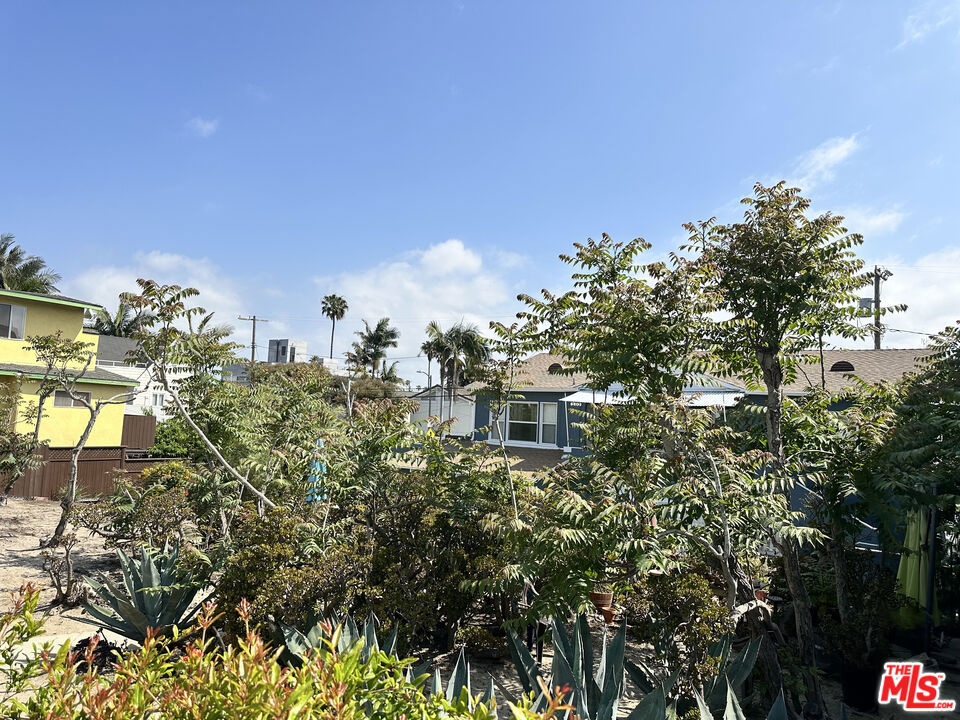 2712 Pacific Avenue Property Photo 9