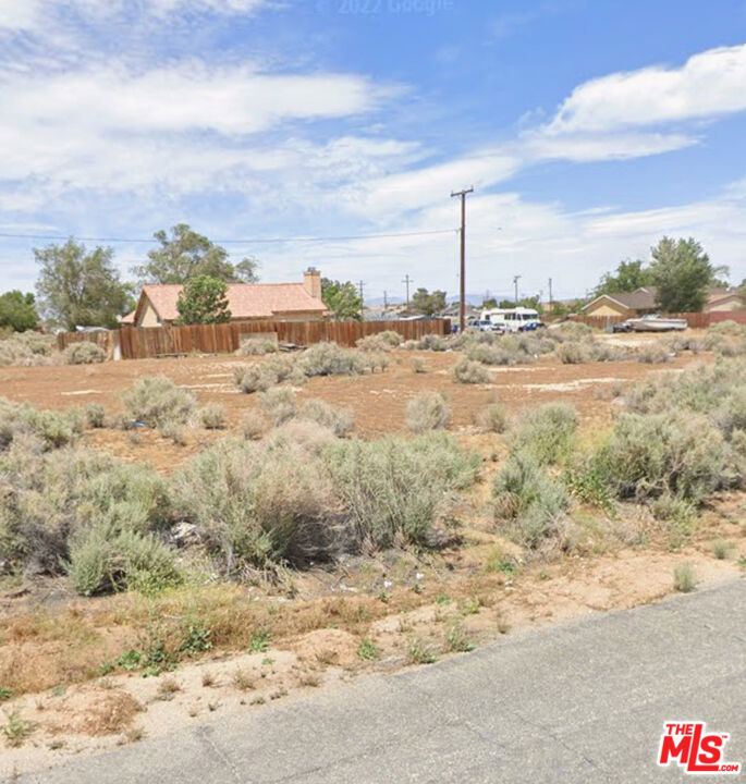 203 N/a Property Photo 2