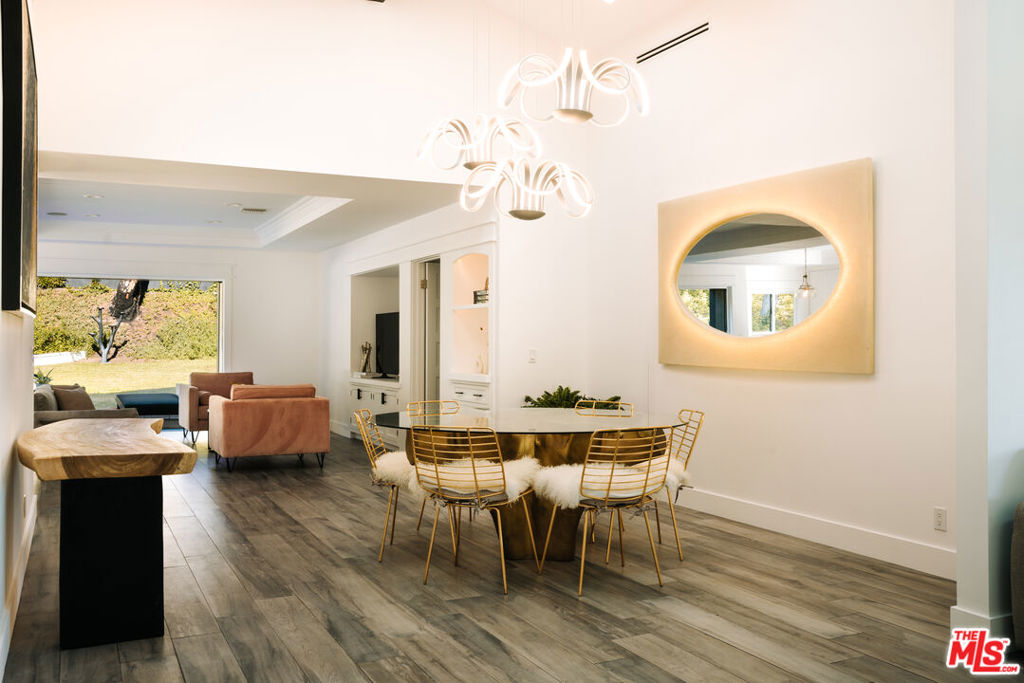 18013 Sea Reef Drive Property Photo 4