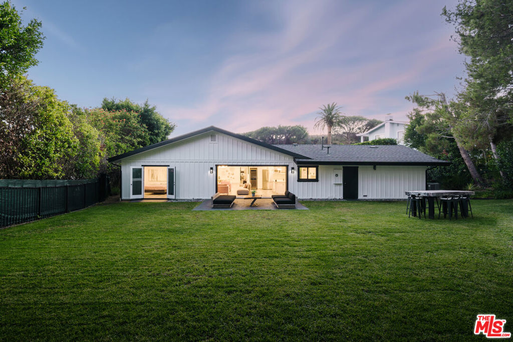 18013 Sea Reef Drive Property Photo 23