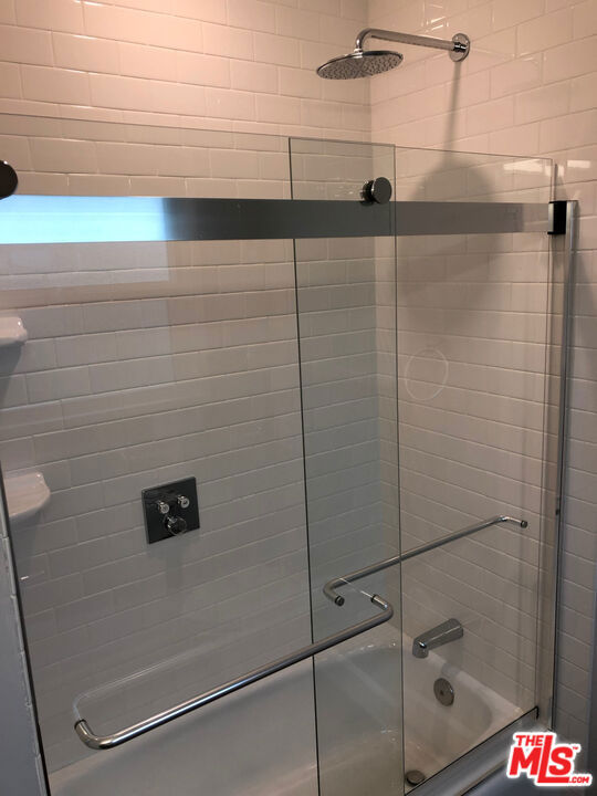 137 N Myrtle Avenue Property Photo 6