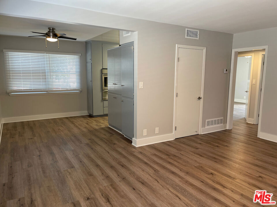 137 N Myrtle Avenue Property Photo 38