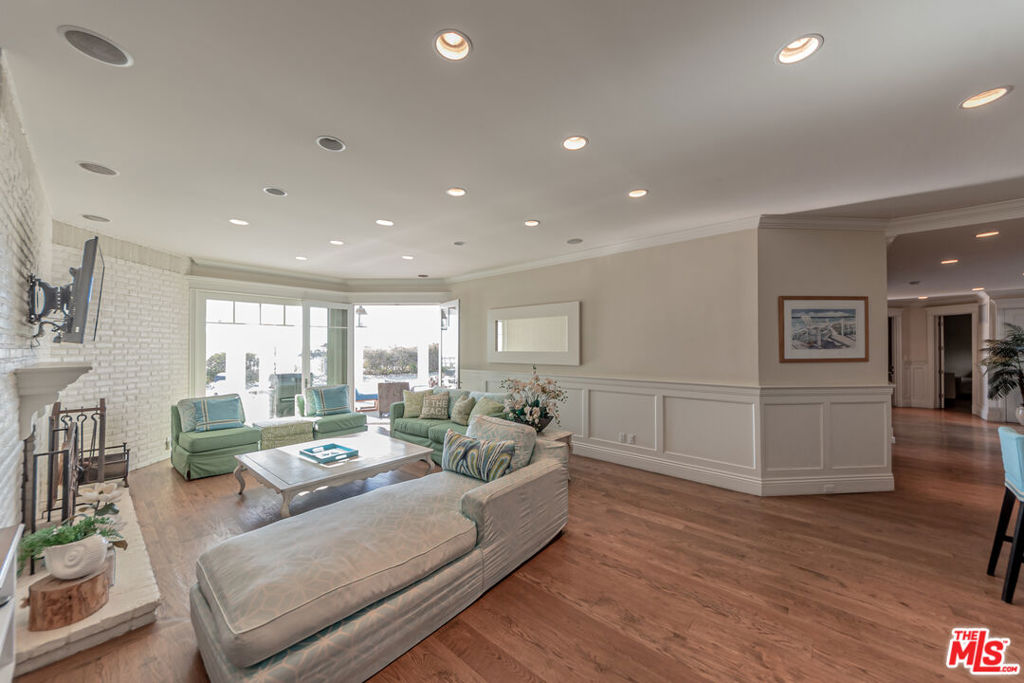 30760 Broad Beach Road Property Photo 17