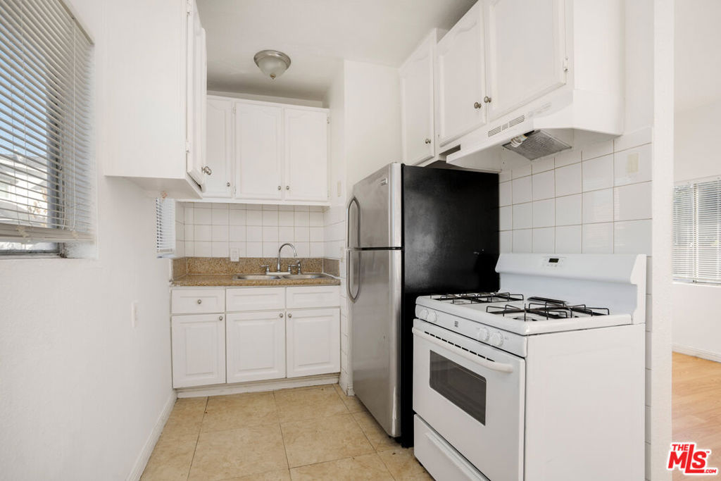 2440 Wabash Avenue Property Photo 11