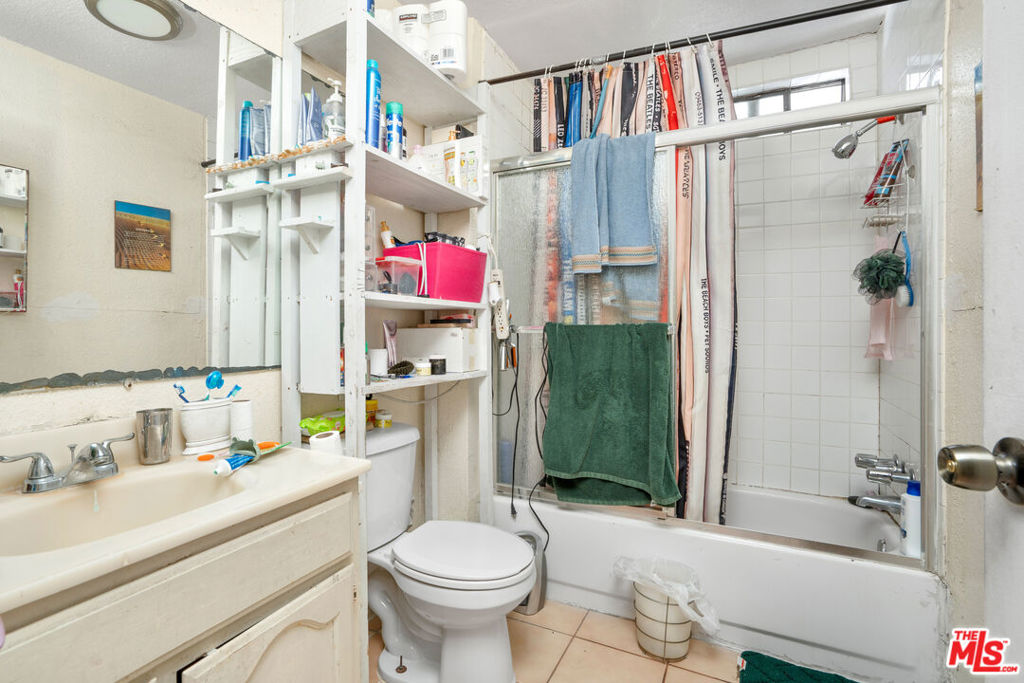 2440 Wabash Avenue Property Photo 17