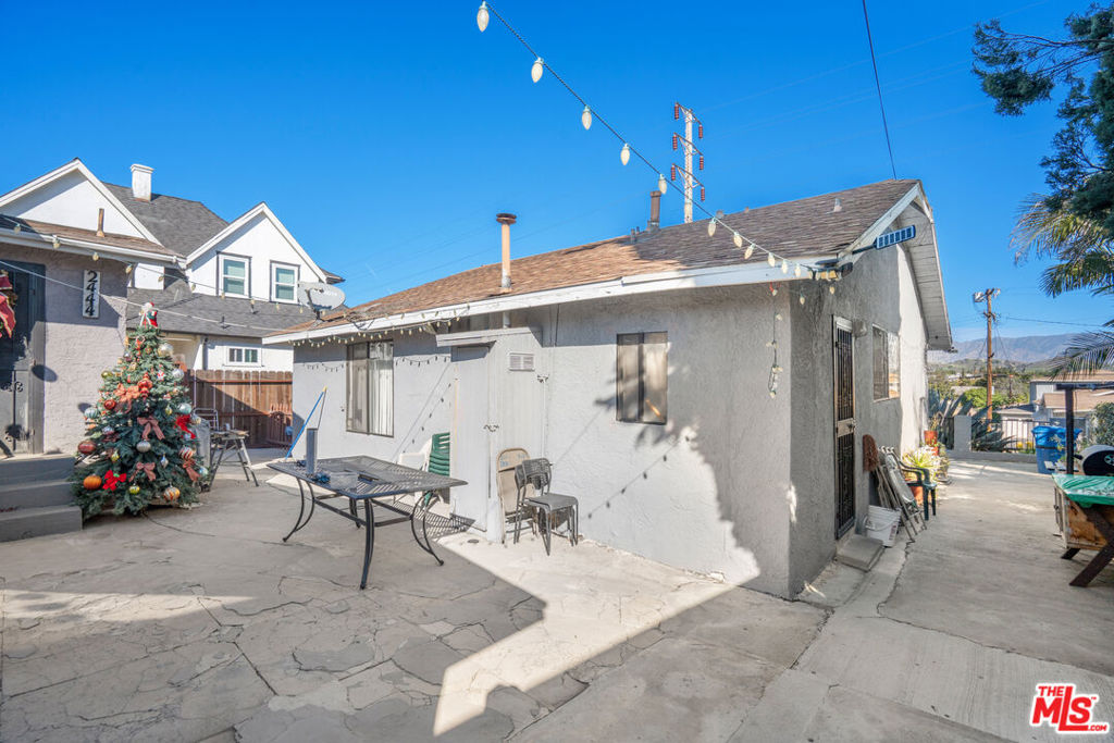 2440 Wabash Avenue Property Photo 20