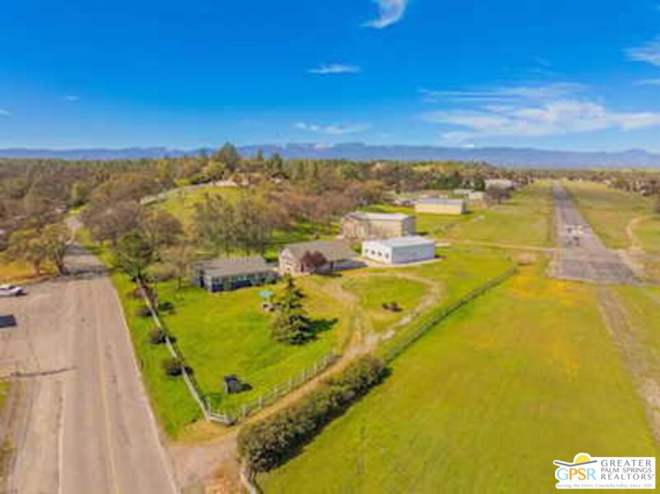 17315 Rancho Tehama Road Property Photo 7