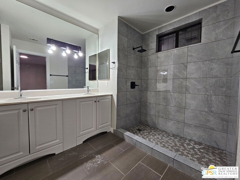 68250 Durango Road Property Photo 15