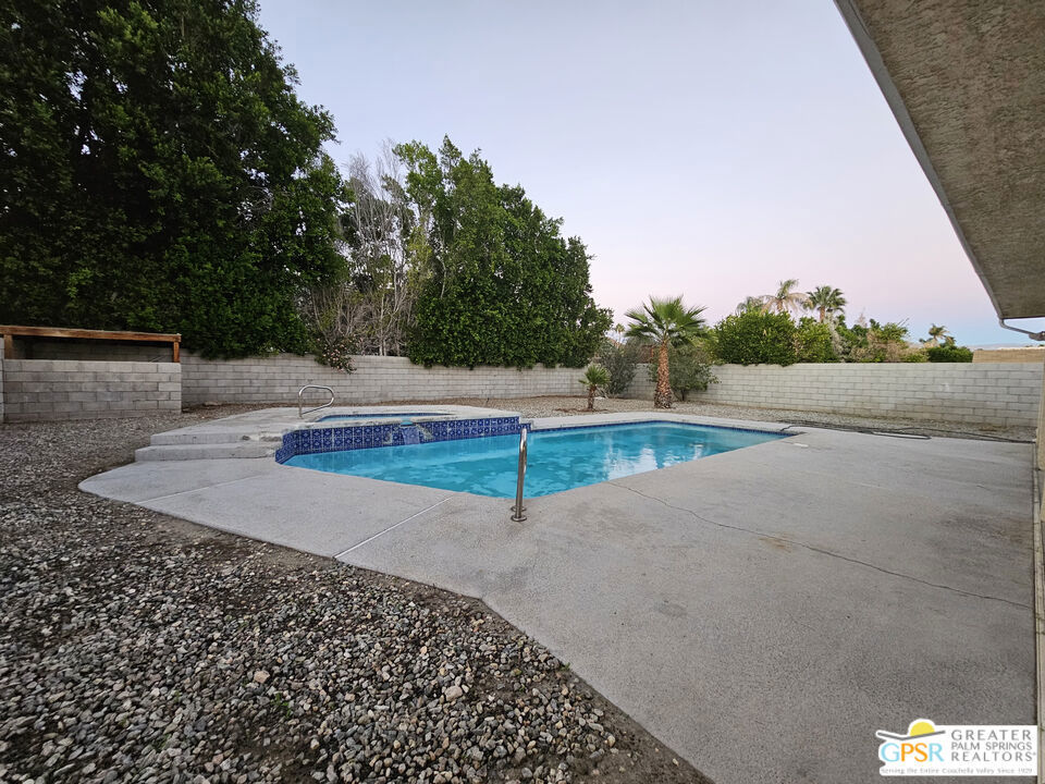 68250 Durango Road Property Photo 17