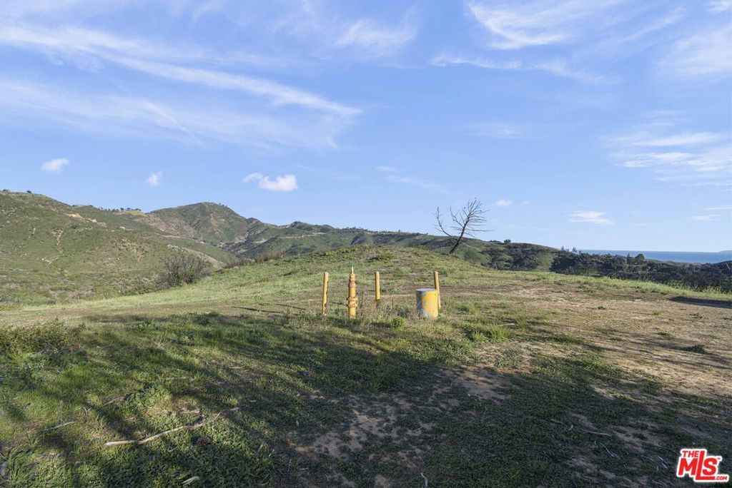 1100 Kanan Dume Road Property Photo 9