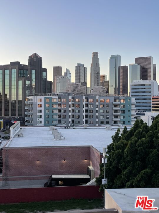 100 S Alameda Street 366 Property Photo 15