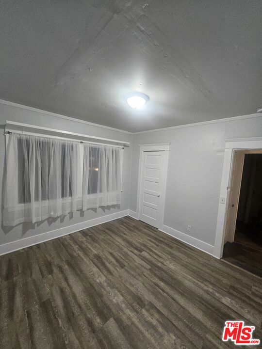 2932 1/2 S Normandie Avenue 2932 1/2 Property Photo 13