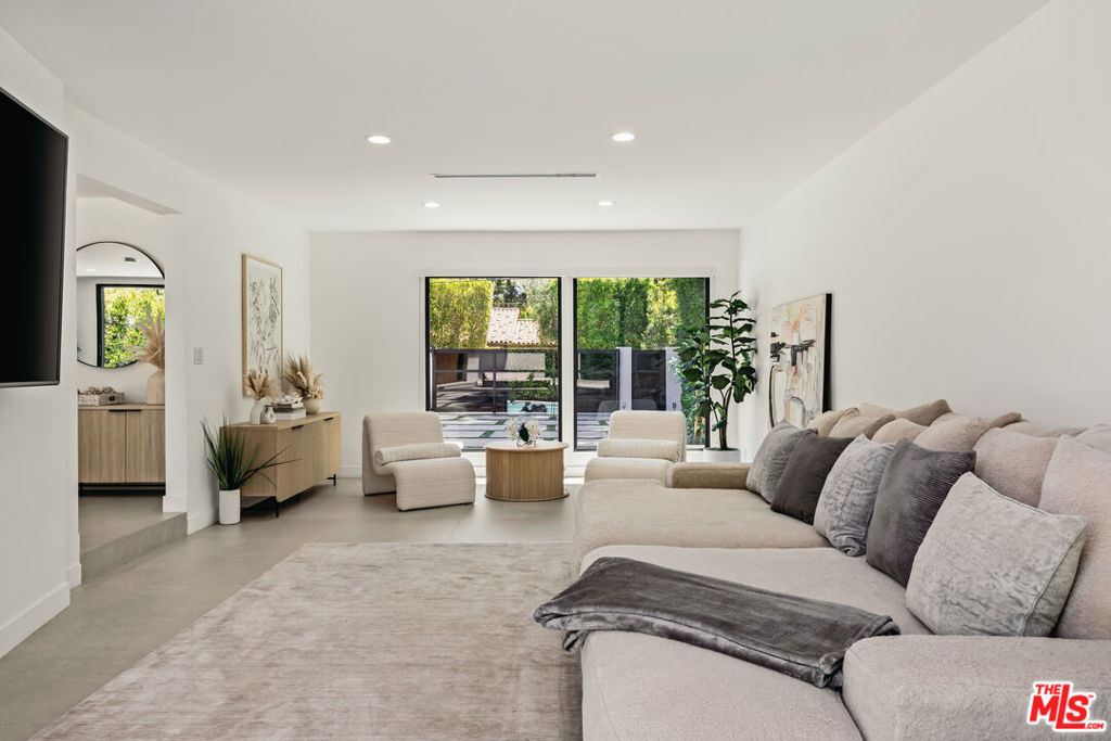 17045 Otsego Street Property Photo 15
