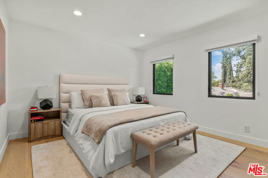 17045 Otsego Street Property Photo 25
