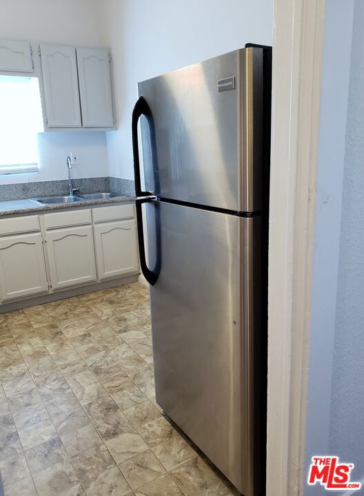 731 S Boyle Avenue Property Photo 18