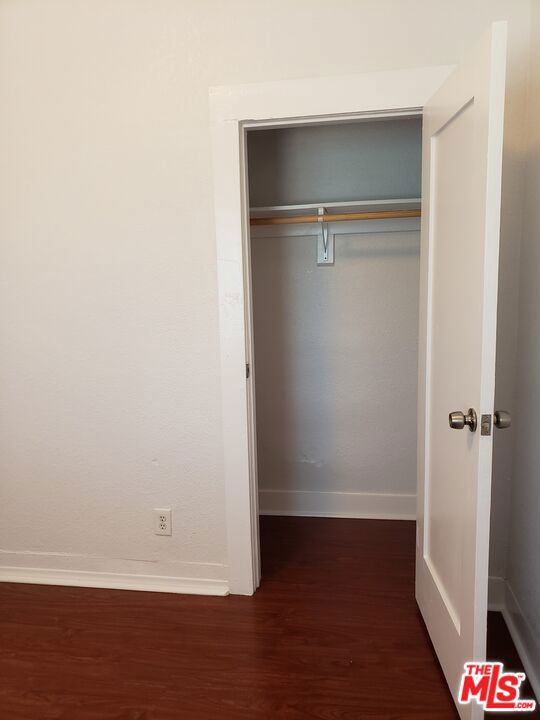 731 S Boyle Avenue Property Photo 29