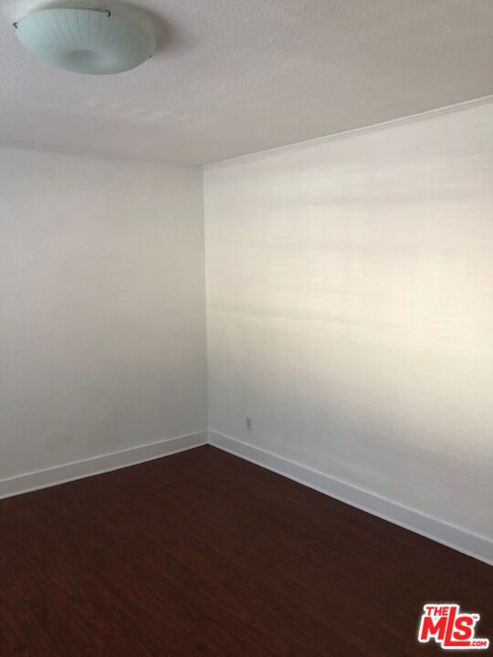 731 S Boyle Avenue Property Photo 37