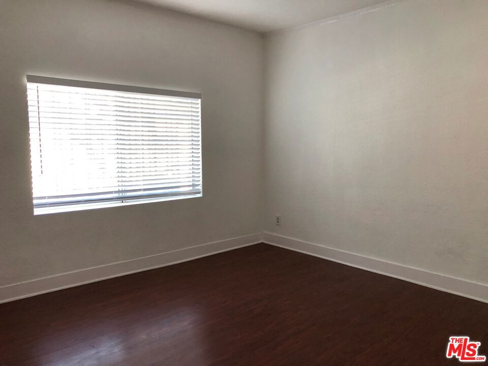 731 S Boyle Avenue Property Photo 41