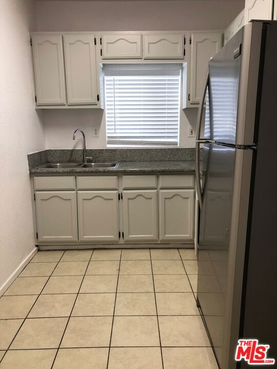 731 S Boyle Avenue Property Photo 43