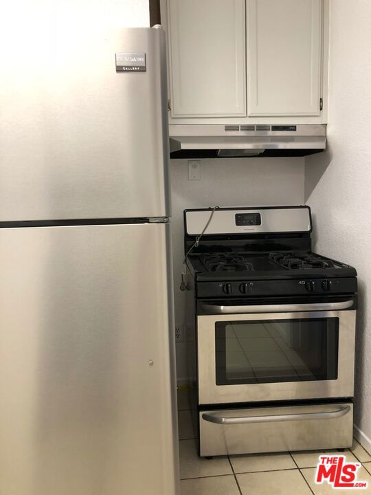 731 S Boyle Avenue Property Photo 45