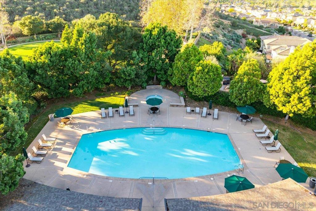 7135 Sitio Caliente Property Photo 71