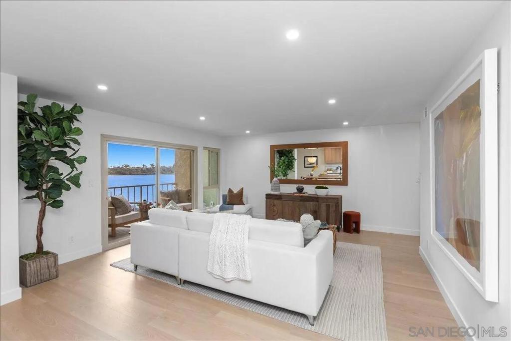 4747 Marina Dr 23 Property Photo 8