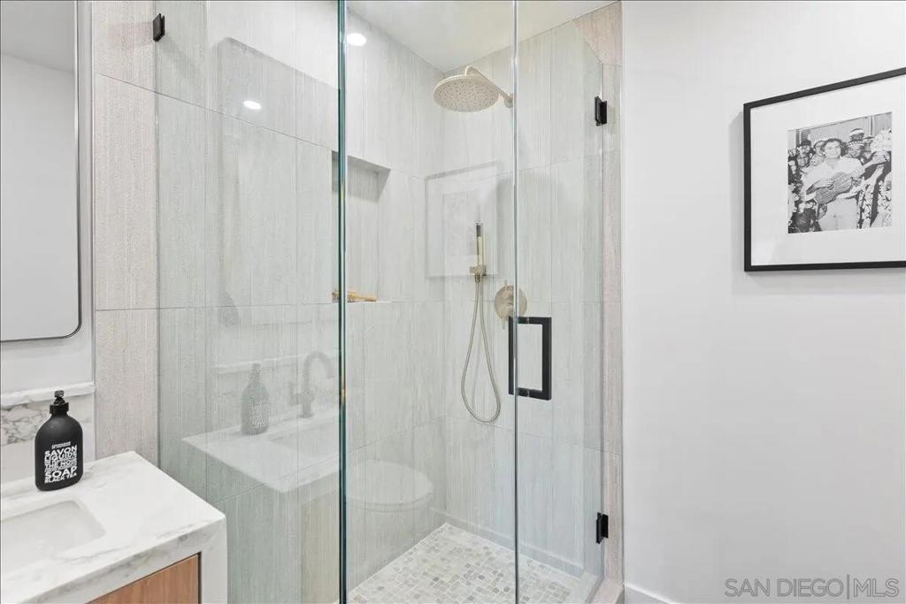 4747 Marina Dr 23 Property Photo 13