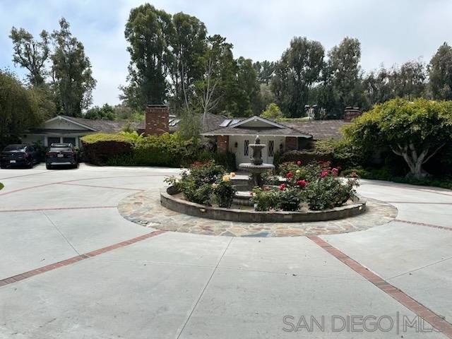 17 Eastfield Dr Property Photo 2