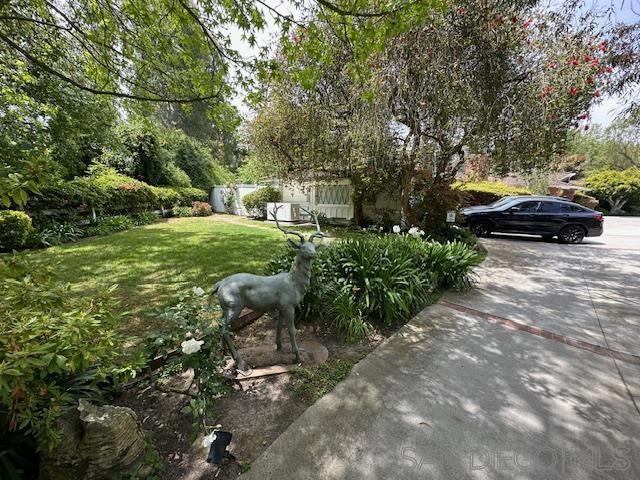 17 Eastfield Dr Property Photo 3