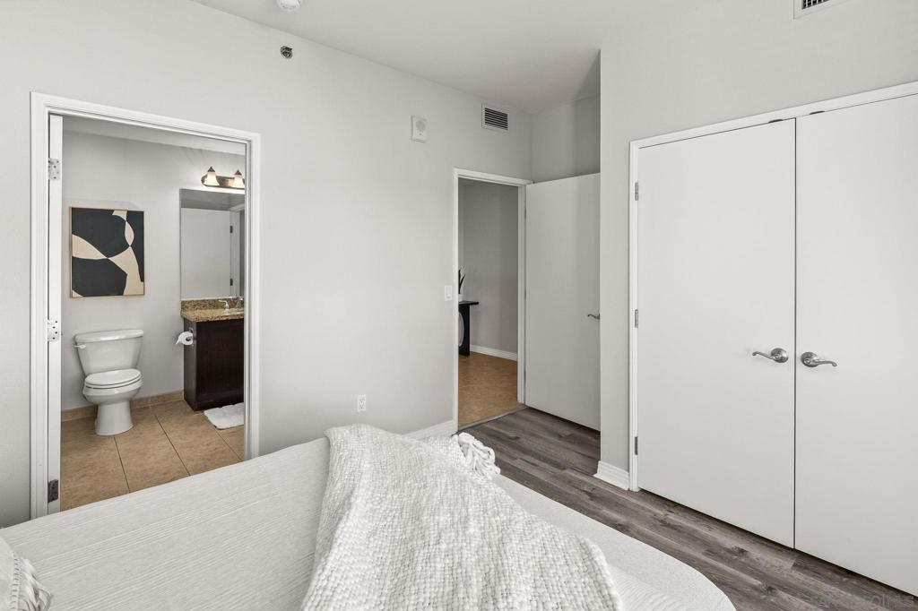 427 9th Ave 809 Property Photo 15