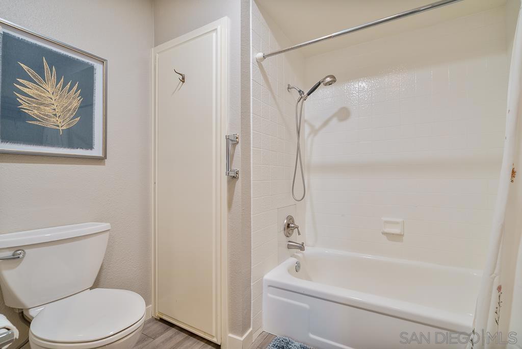 17637 Pomerado Rd 123 Property Photo 20