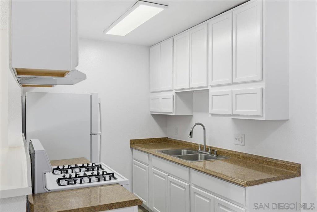 279 Padua Hills Place Property Photo 9