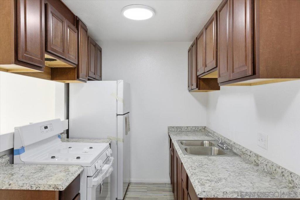 279 Padua Hills Place Property Photo 13