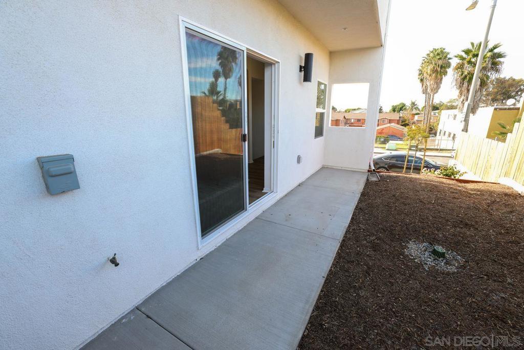 4980 Ocean View Blvd P Property Photo 10