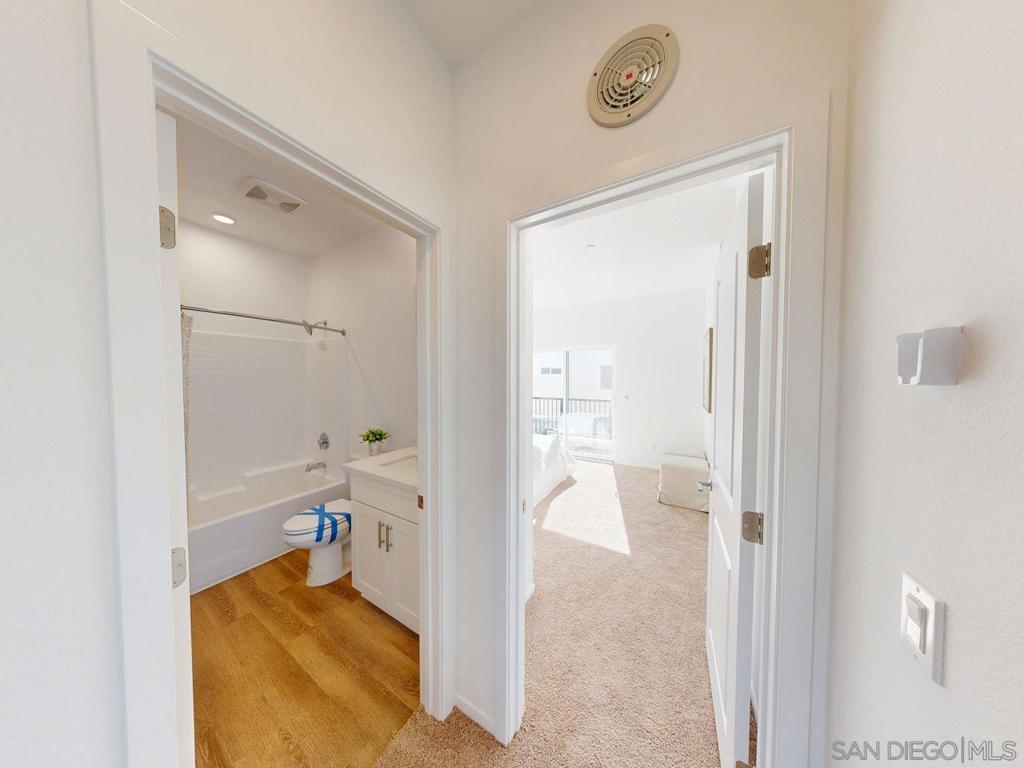 4980 Ocean View Blvd P Property Photo 13