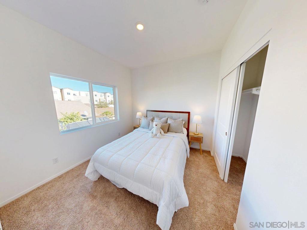 4980 Ocean View Blvd P Property Photo 14