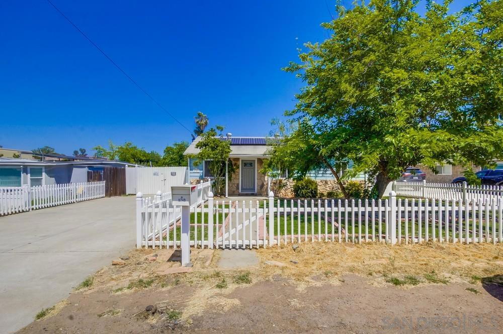 8749 Cottonwood Avenue Property Photo 4