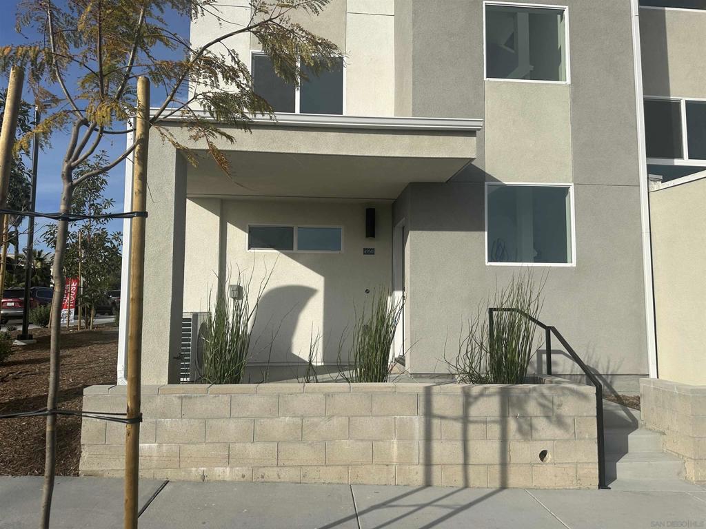 4952 Ocean View Blvd Property Photo 14